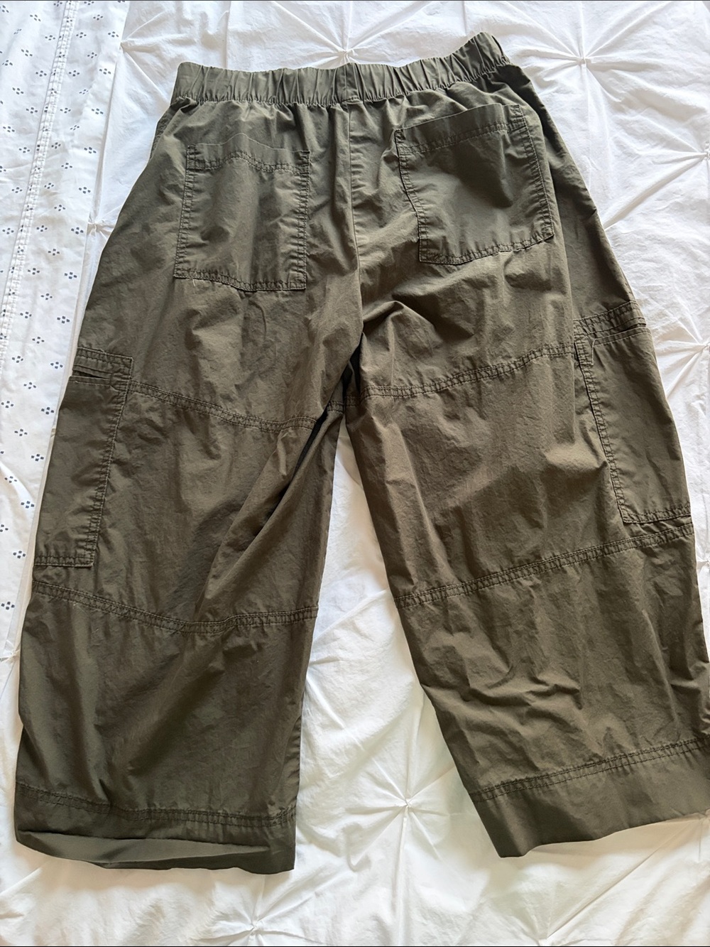 Old Navy Heritage Green mid rise barrel cropped Utility Pants - Women's - Picture 4 of 4